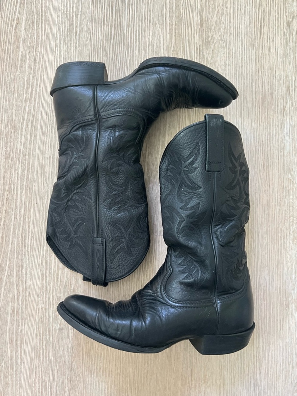 Ariat Heritage Genuine Leather Black Western Cowboy Boots 8D